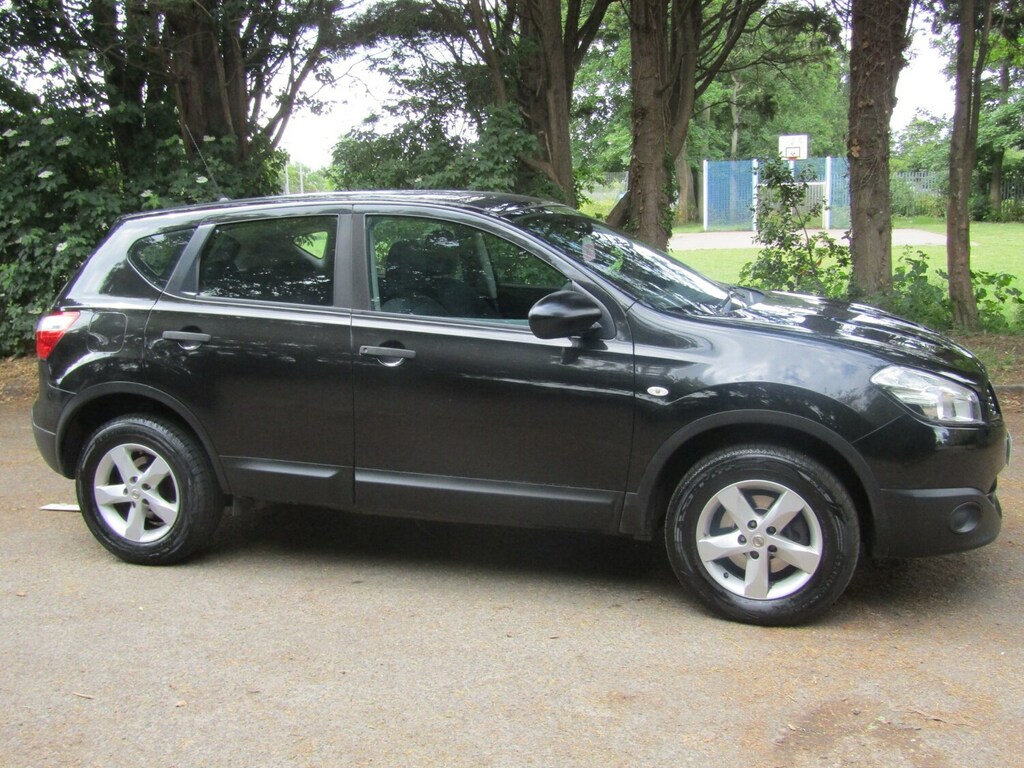 Nissan Qashqai 1.6 117 Visia Black #5