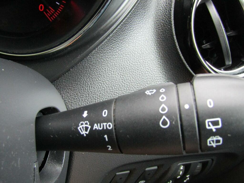 Renault Captur 1.5 Dynamique Nav Dci 90 Bhp Grey #30