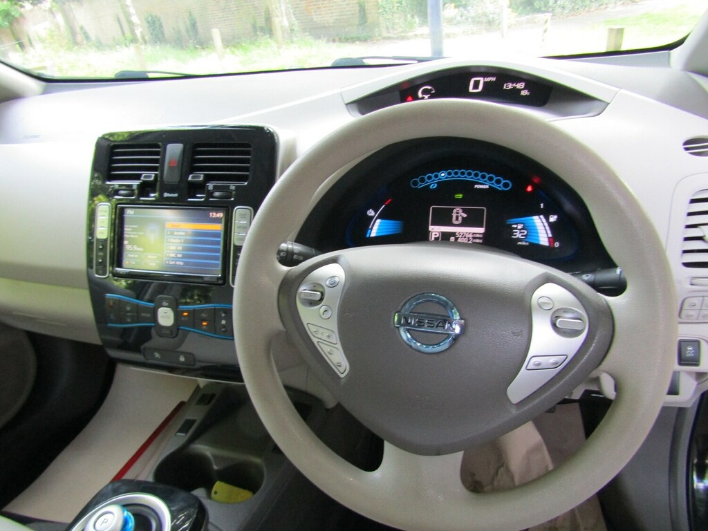 Nissan Leaf Hatchback 5dr Electric Auto Black #10