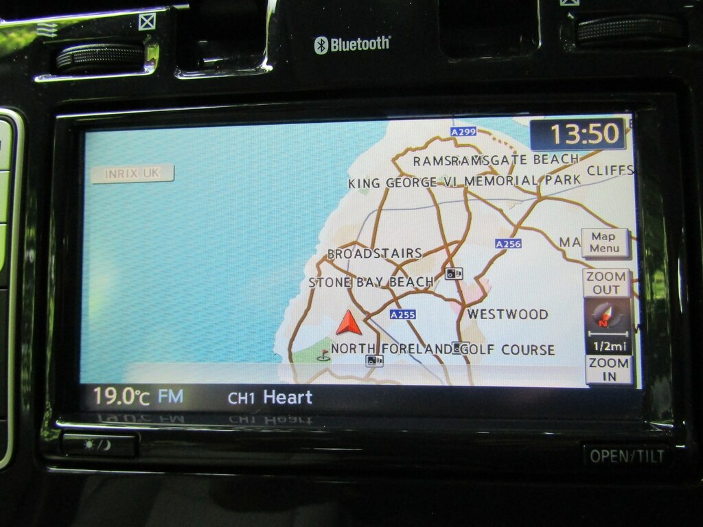 Nissan Leaf 80Kw 5dr Auto Black #2