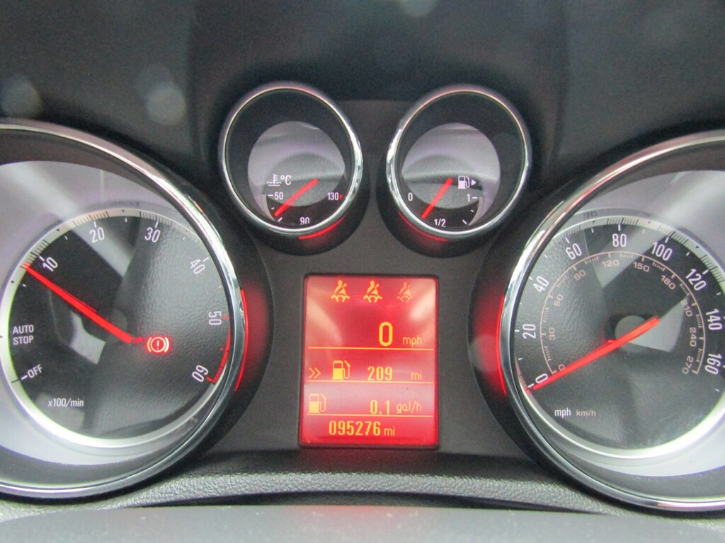 Vauxhall Mokka 1.4T Exclusiv 4Wd White #24