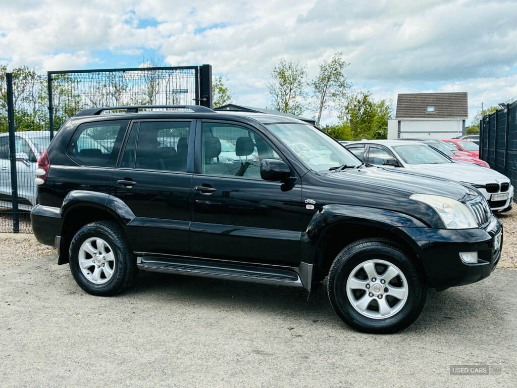 Toyota Land Cruiser 3.0 D-4d Lc3 5 Black