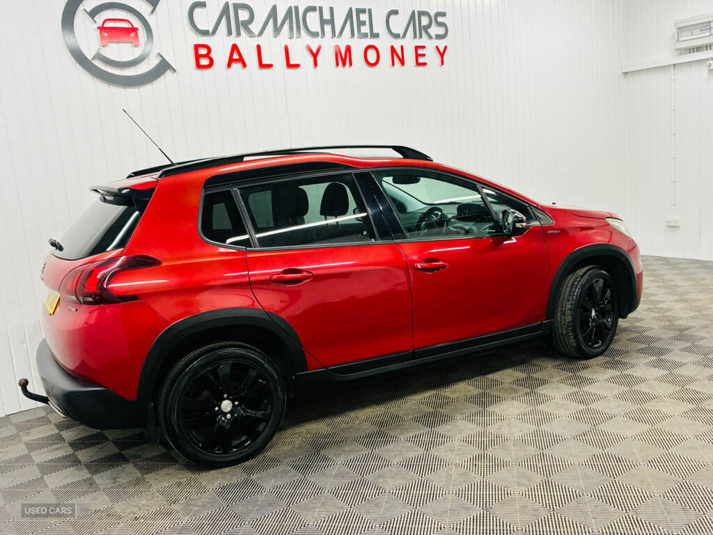 Peugeot 2008 1.6 Bluehdi 100 Gt Line Red #5