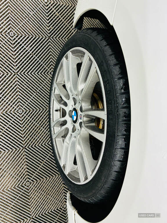 BMW 3 Series 320D Xdrive M Sport Step VFZ2544 White #2