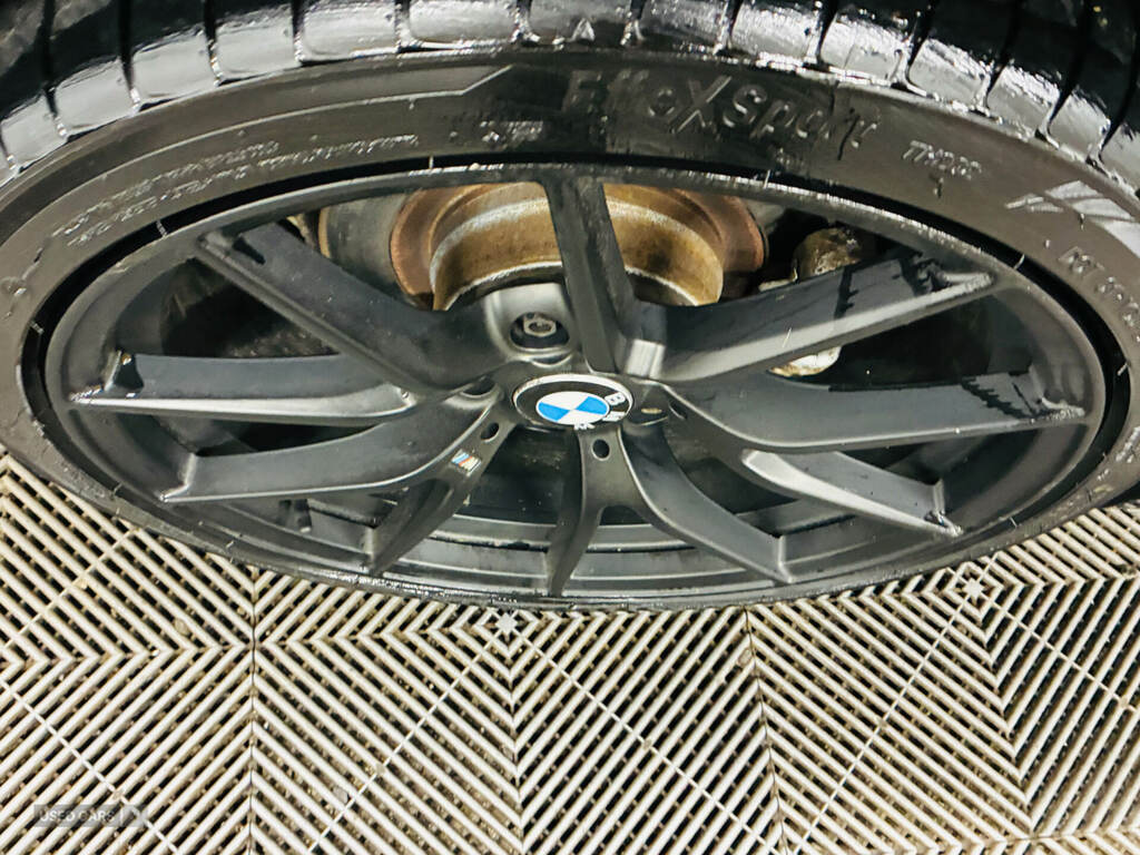BMW 3 Series 318D Sport RJ63SWN Blue #3