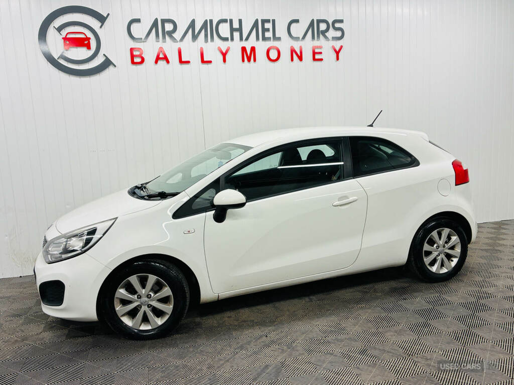 Kia RIO 1.25 Vr7 White