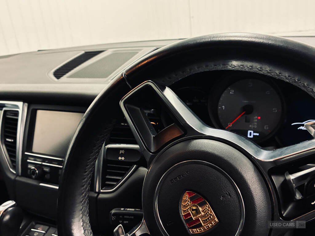 Porsche Macan S Pdk Black #3
