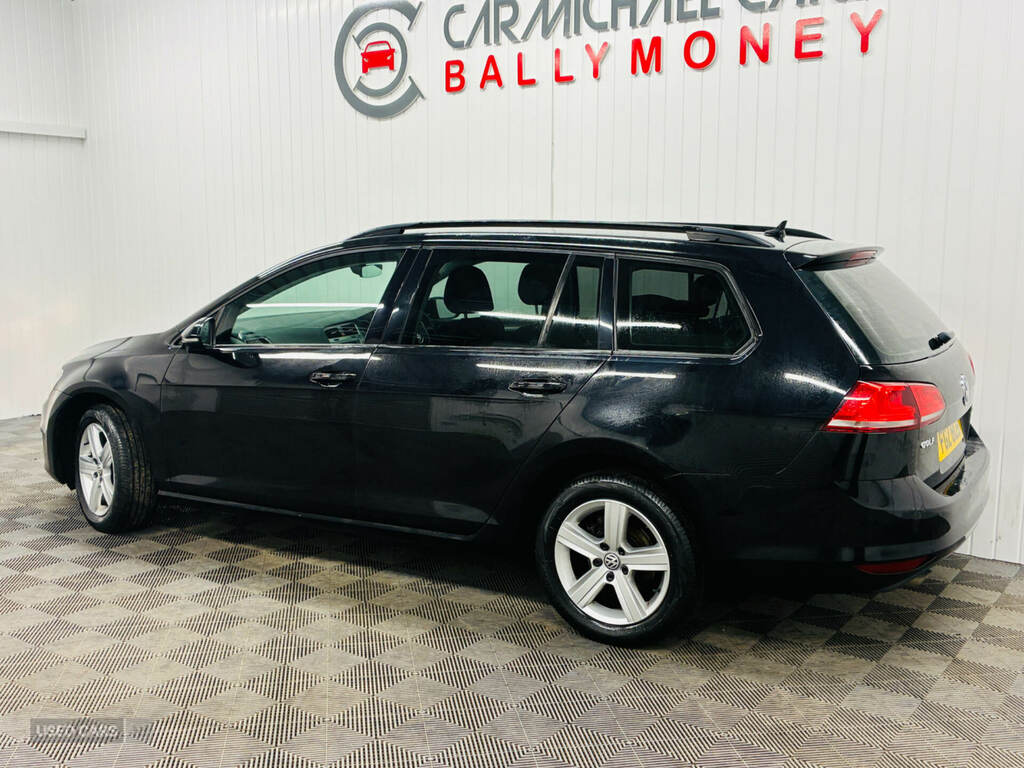 Volkswagen Golf 1.6 Tdi 110 Match Edition FGZ8126 Black #4
