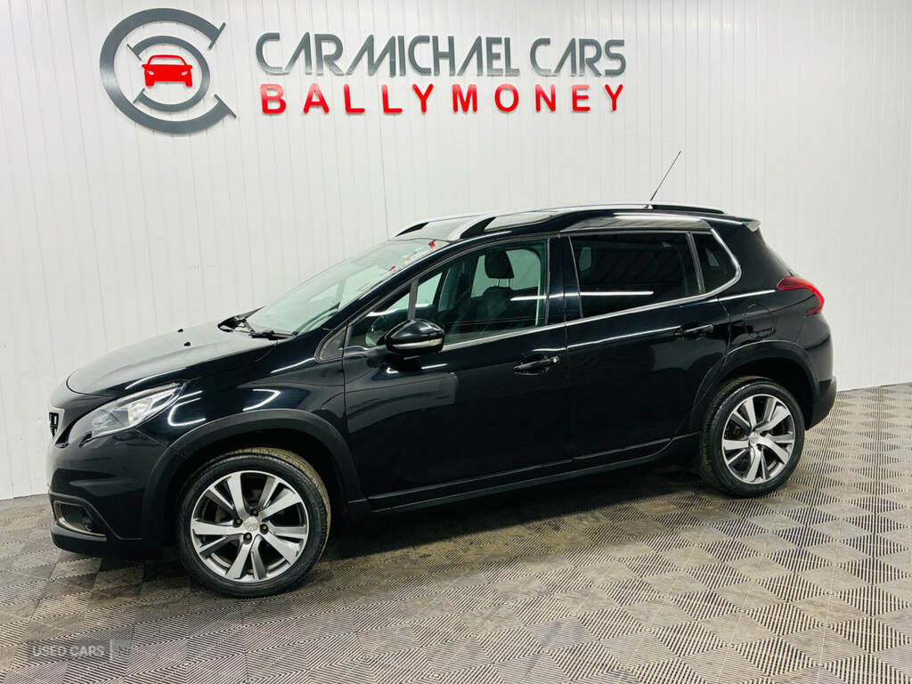 Peugeot 2008 1.6 Bluehdi 100 Allure Black #4