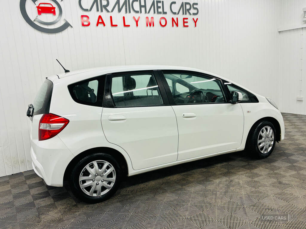 Honda Jazz 1.2 I-vtec Se Start Stop White #4