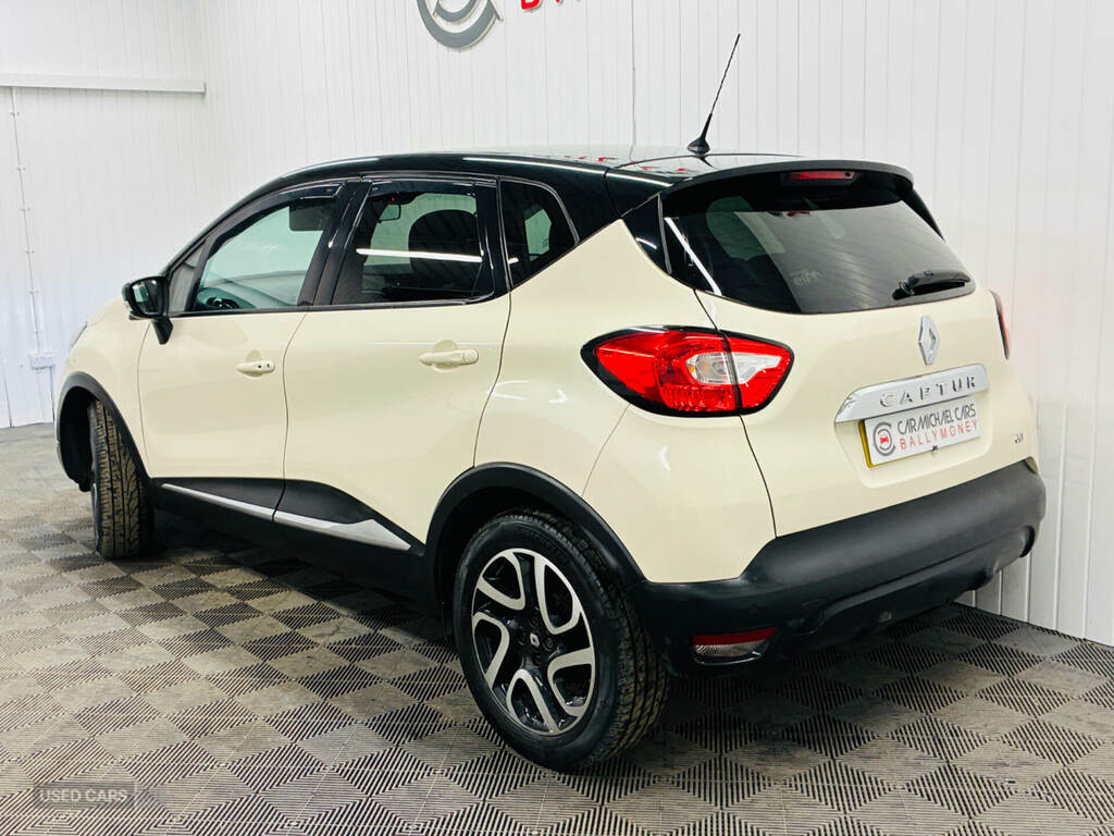 Renault Captur 1.5 Dci 90 Dynamique S Medianav Energy Black #6