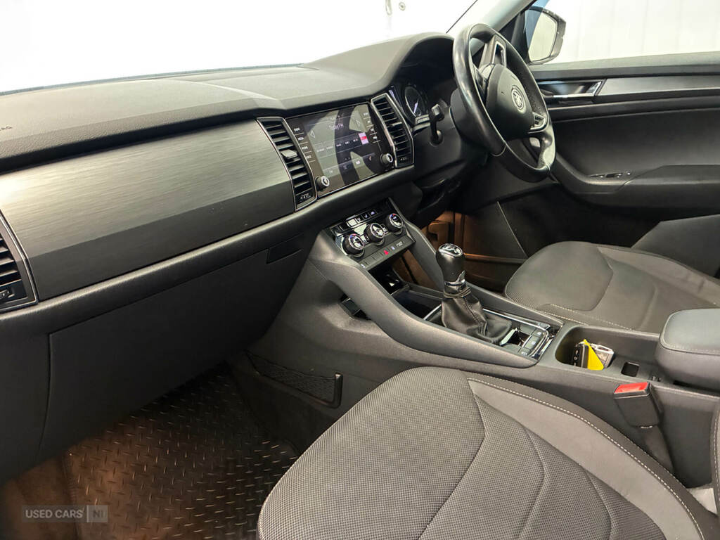 Skoda Kodiaq 2.0 Tdi Se 4X4 Black #2