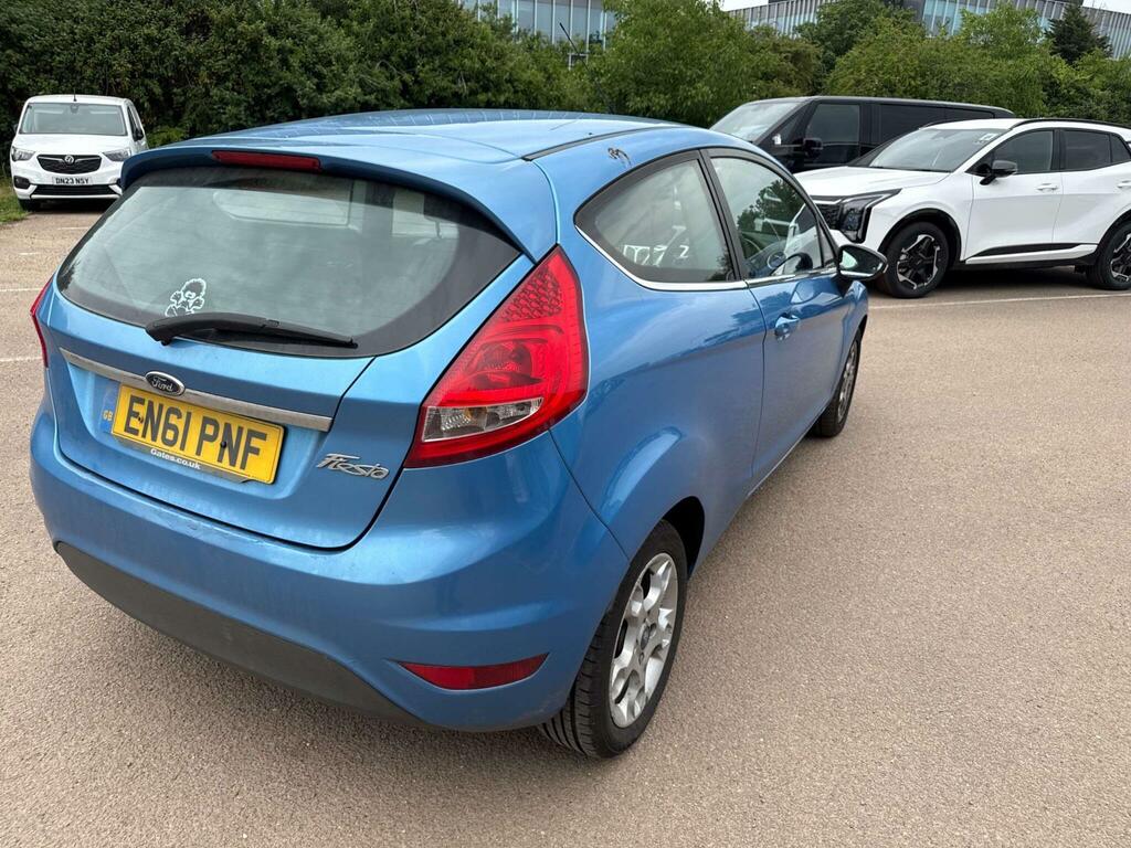Ford Fiesta Zetec Blue #6