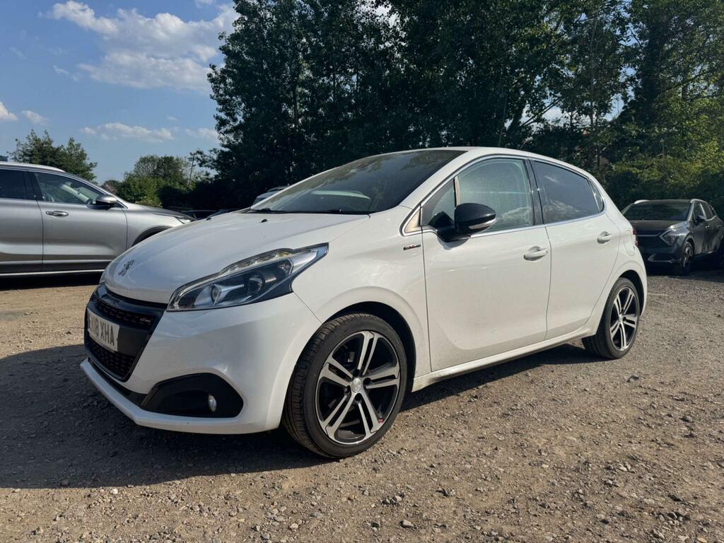 Peugeot 208 Gt Line White