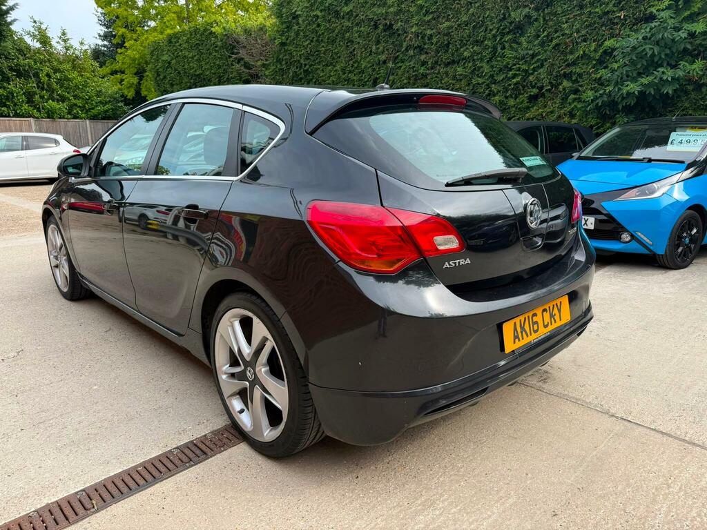 Vauxhall Astra Limited Edition Black #4