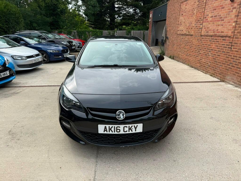 Vauxhall Astra Limited Edition Black #2