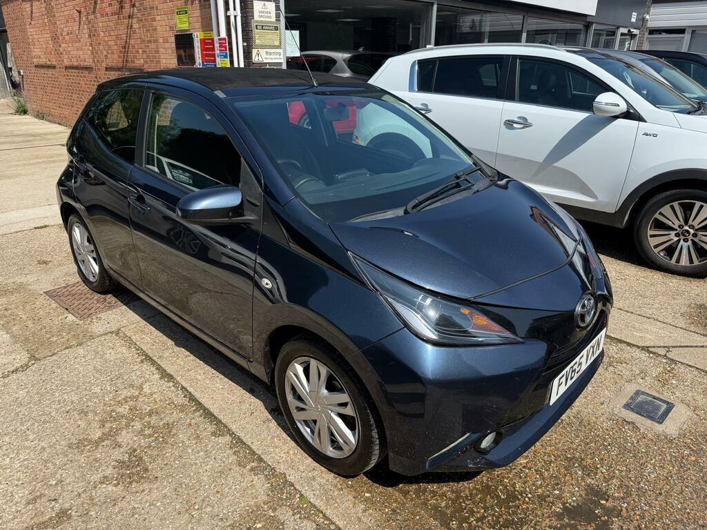 Toyota Aygo X X-pression Blue #5