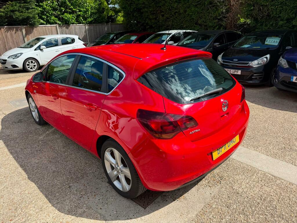 Vauxhall Astra Sri Red #4