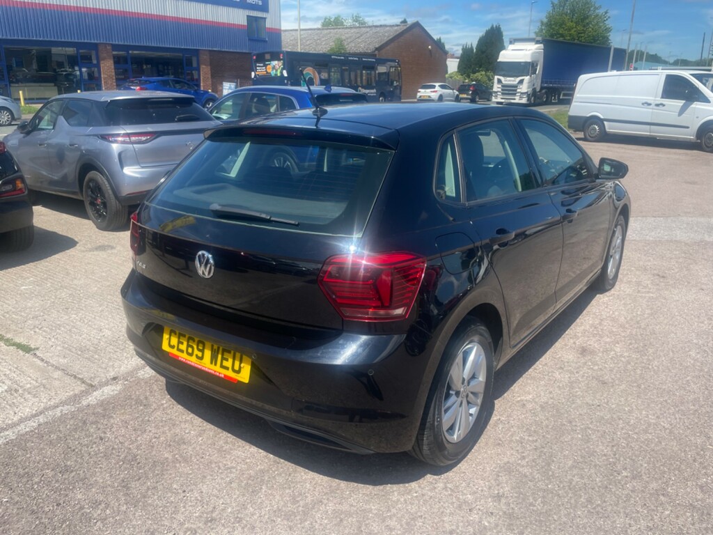 Volkswagen Polo Se Tsi Dsg Black #6