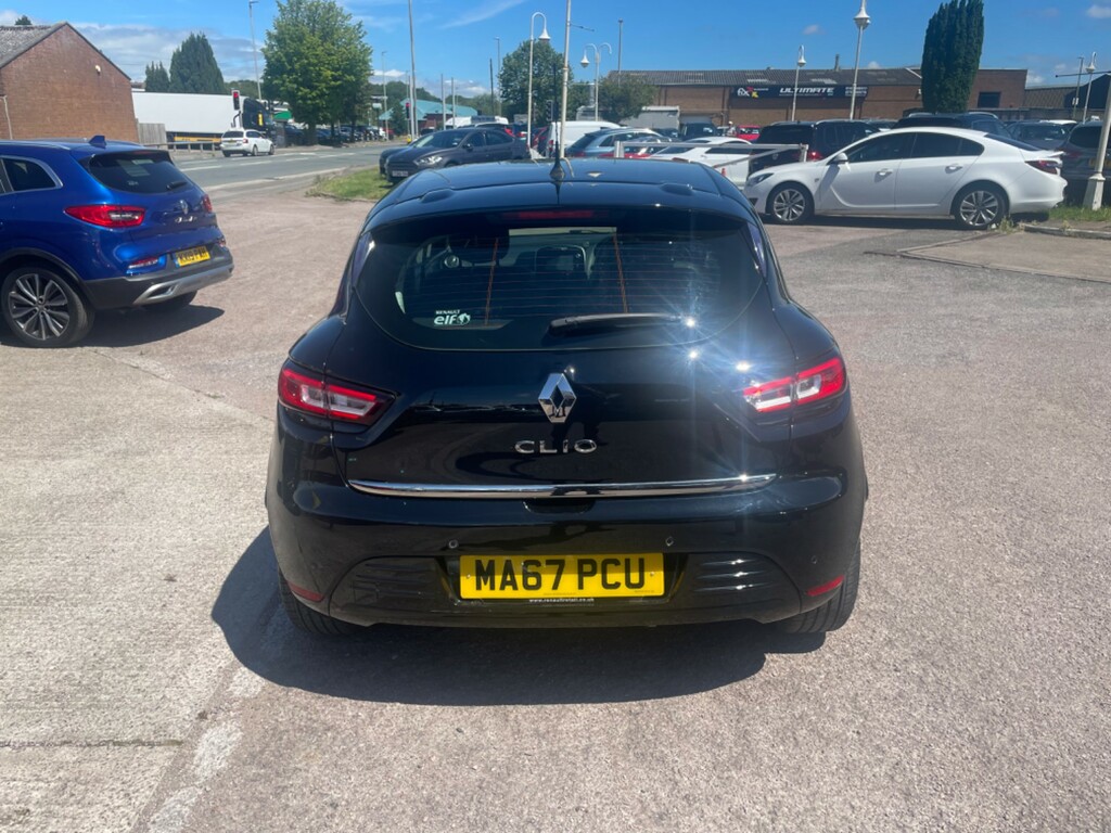 Renault Clio Dynamique S Nav Tce MA67PCU Black #4