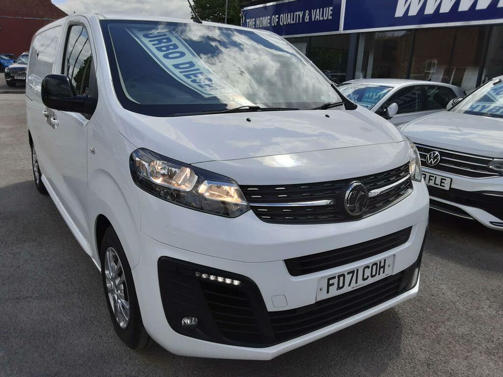 Vauxhall Vivaro 1.5 Vivaro F2700 Sportive Ss FD71COH White #4
