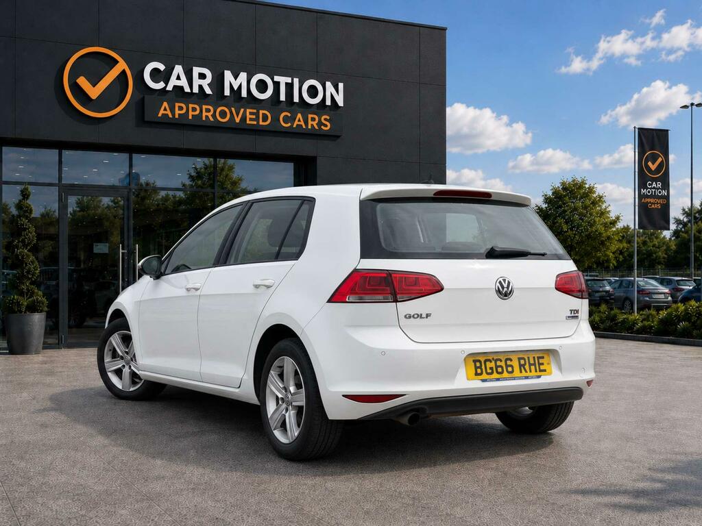 Volkswagen Golf 1.6 Golf Match Edition Tdi Bluemotion Technology 5 BG66RHE White #6