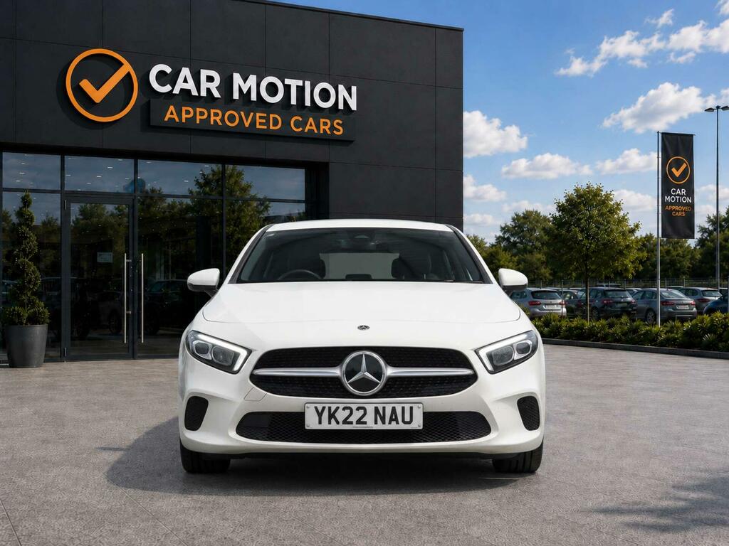 Mercedes-Benz A Class 2.0 A 180 Sport D YK22NAU White #2