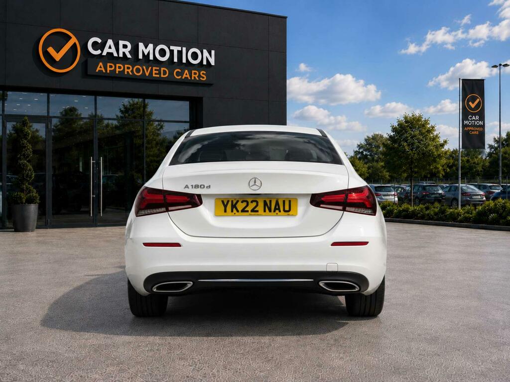 Mercedes-Benz A Class 2.0 A 180 Sport D YK22NAU White #5
