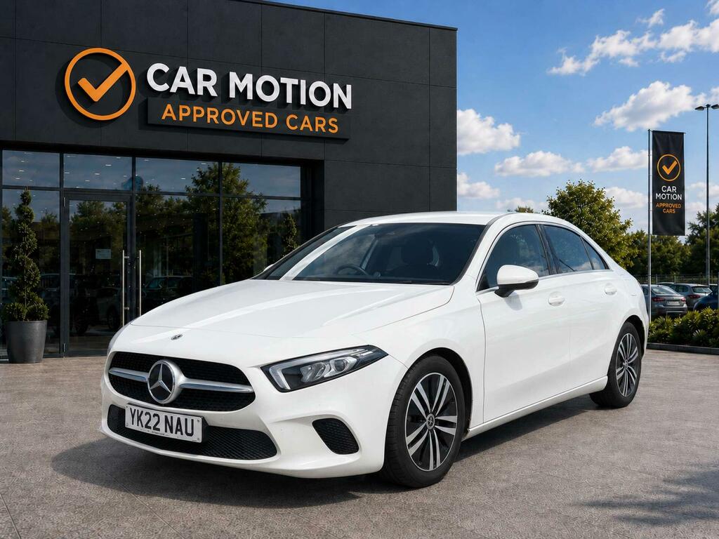 Mercedes-Benz A Class 2.0 A 180 Sport D YK22NAU White #3