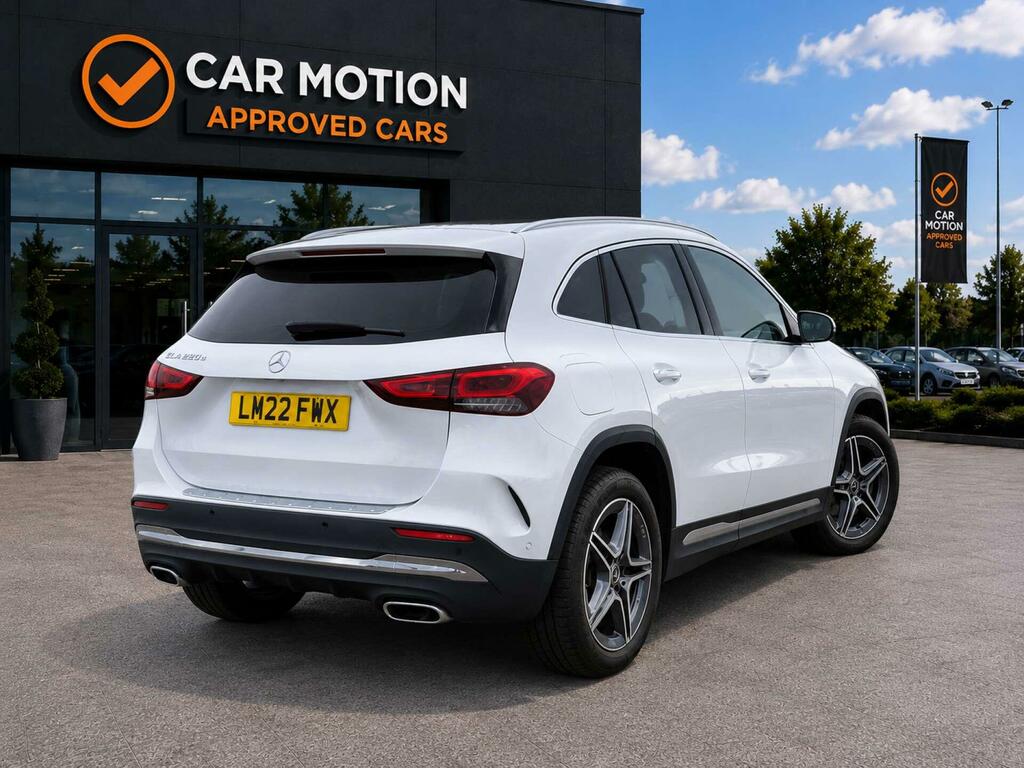 Mercedes-Benz GLA Class 1.3 Gla 250 Exclusive Edition Premium E White #4