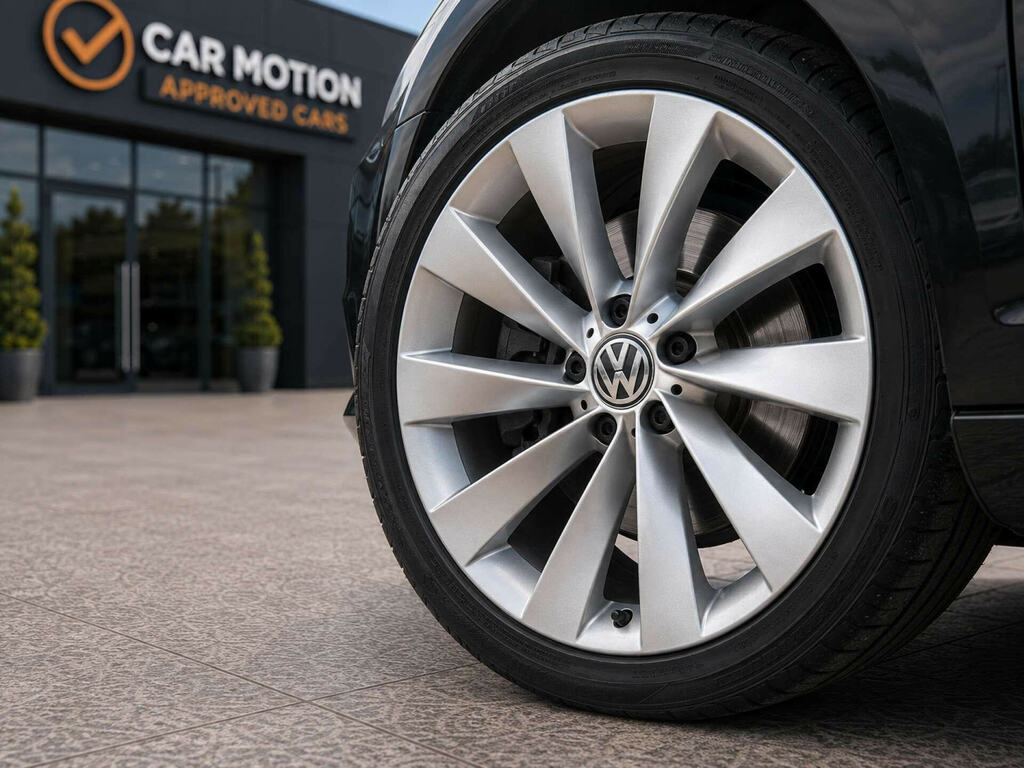 Volkswagen CC 2.0 Gt Tdi Bluemotion Technology Dsg 138 Bhp Black #14