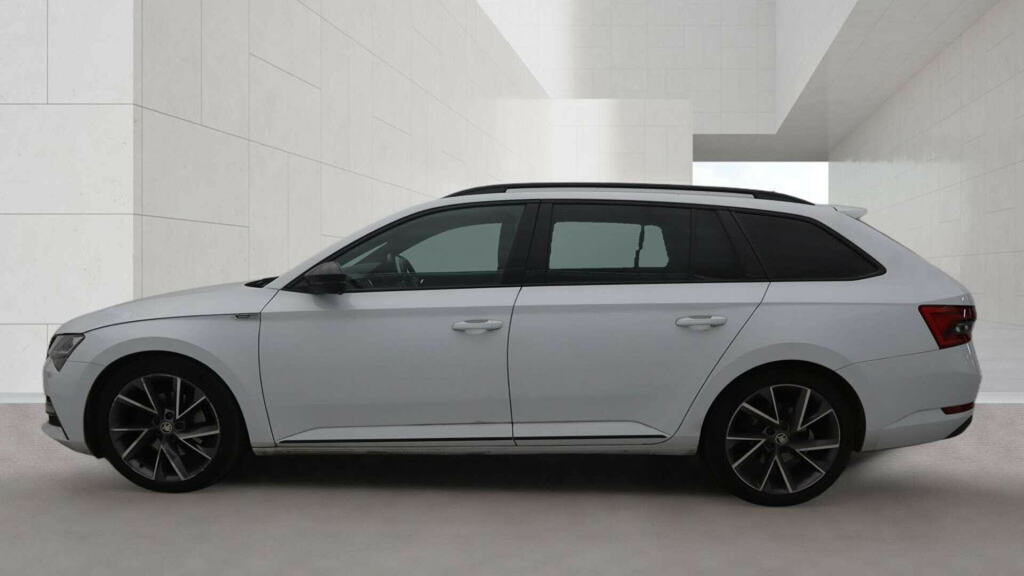 Skoda Superb 2.0 Superb Sportline Tdi White #6