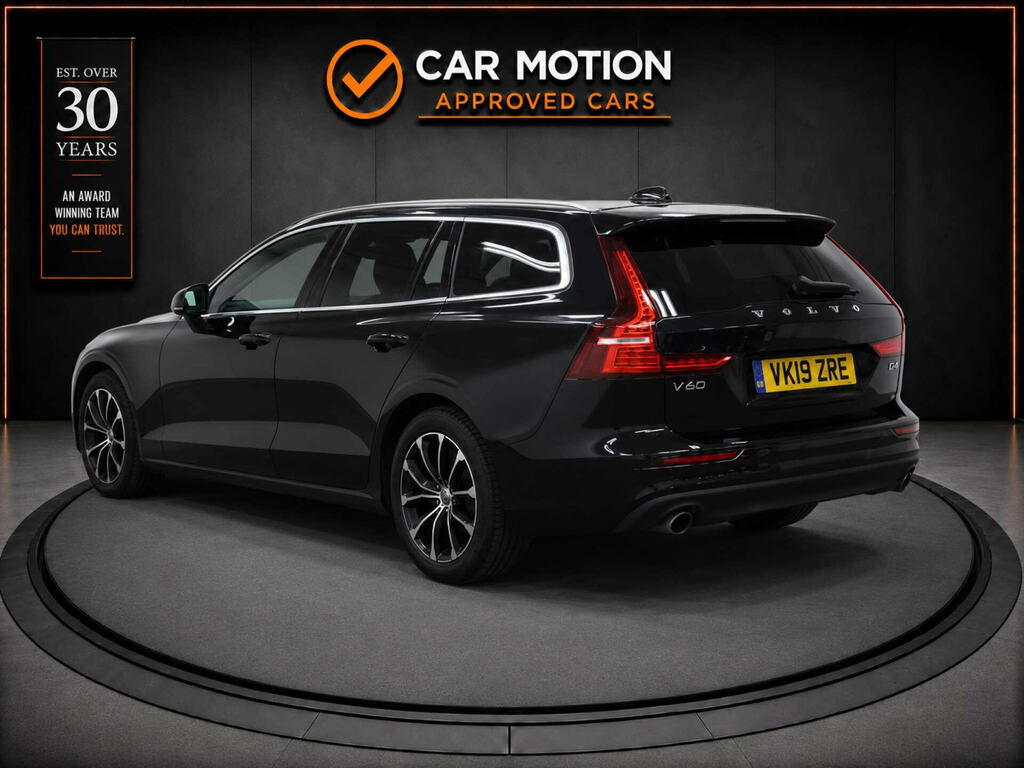 Volvo V60 2.0 V60 Momentum Pro D4 Black #6