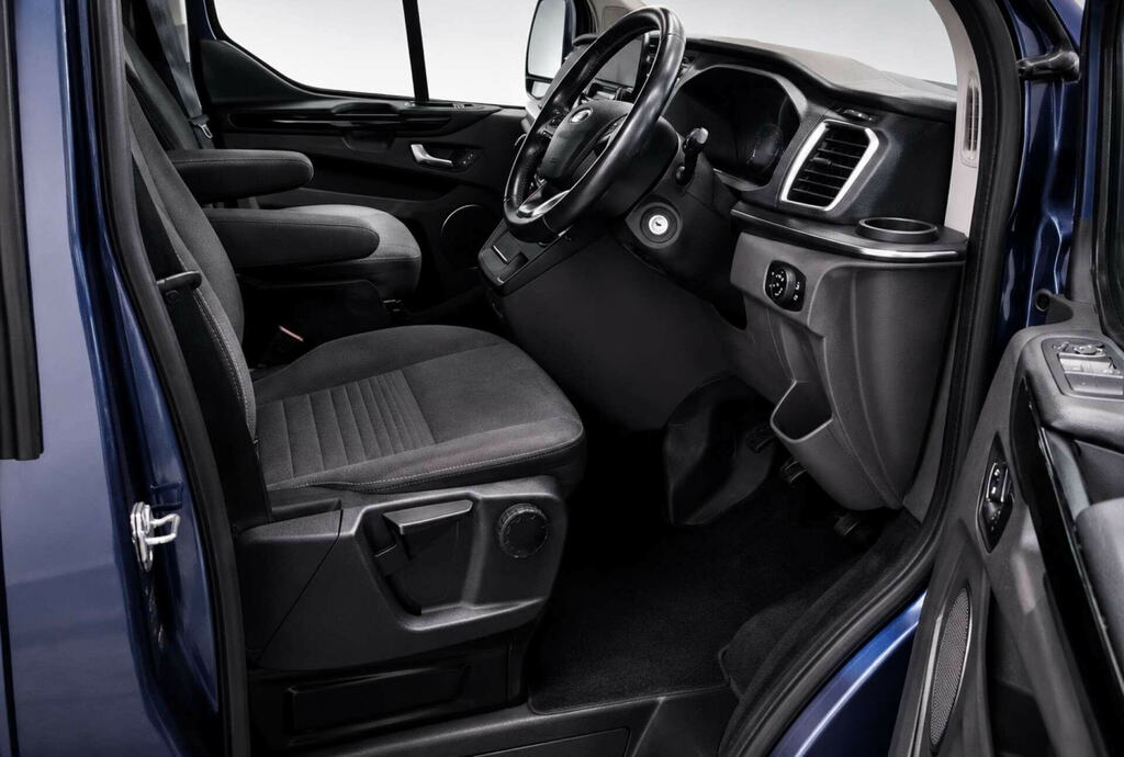 Ford Tourneo Custom 2.0 Ecoblue 130Ps Lr 8 Seater Titanium Grey #24