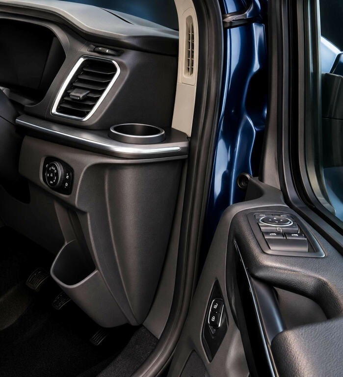 Ford Tourneo Custom 2.0 Ecoblue 130Ps Lr 8 Seater Titanium Grey #26