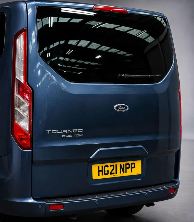Ford Tourneo Custom 2.0 Ecoblue 130Ps Lr 8 Seater Titanium Grey #15