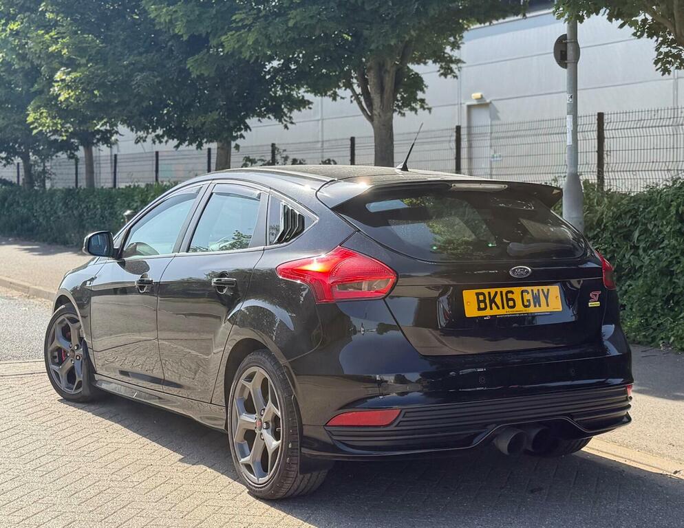 Ford Focus 2.0T Ecoboost St-3 Euro 6 Ss Black #2