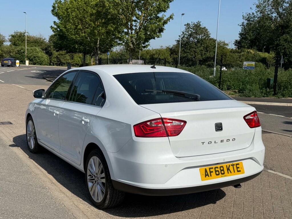 Seat Toledo 1.0 Tsi Xcellence Euro 6 Ss White #4