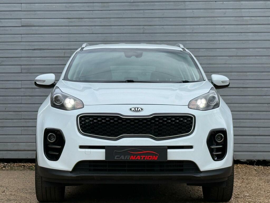 Kia Sportage 1.7 Crdi 3 Euro 6 Ss White #2
