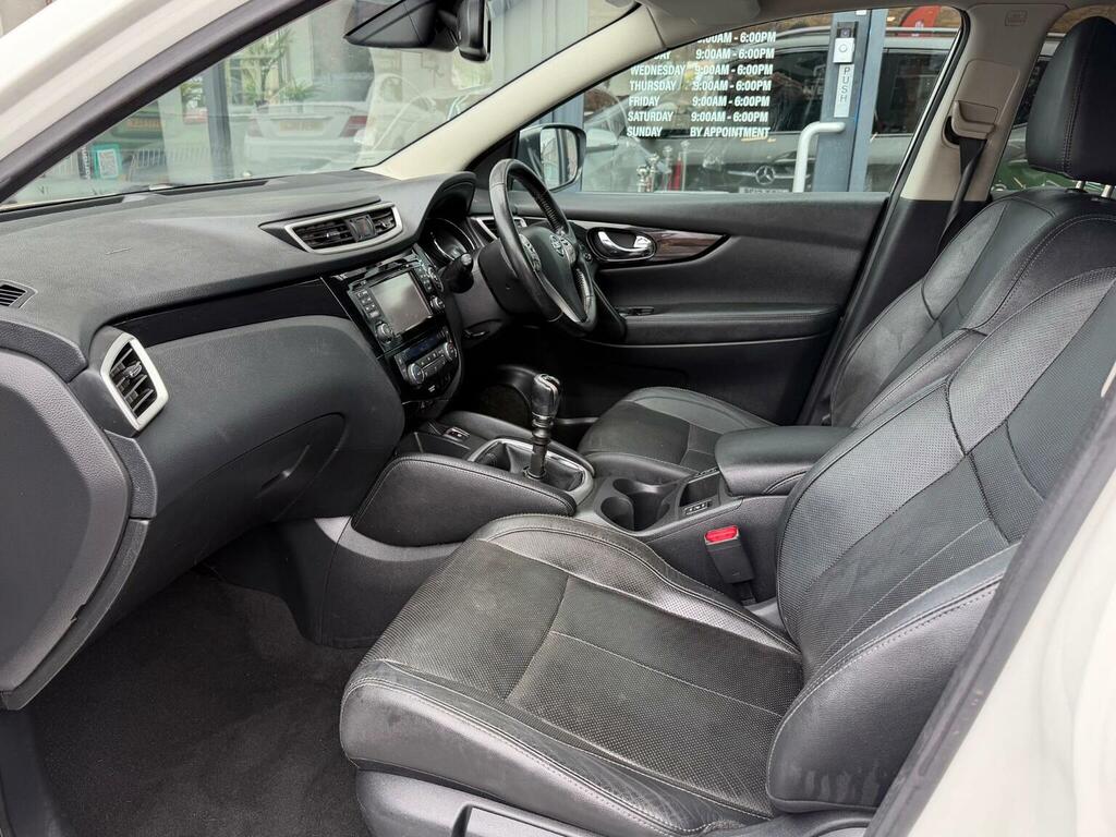 Nissan Qashqai Suv 1.5 Dci Tekna 2Wd Euro 5 Ss 201464 YW64FGZ White #6