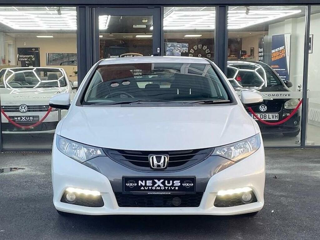 Honda Civic 1.6 I-dtec Es-t Euro 5 Ss White #6