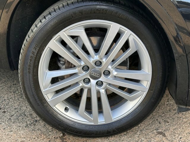 Audi Q5 2022 2.0 Tdi 40 S Line Suv S Tronic Qua Black #3
