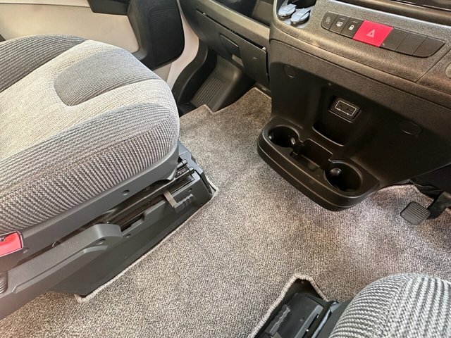 Fiat Ducato Ducato 35 Multijet II White #10