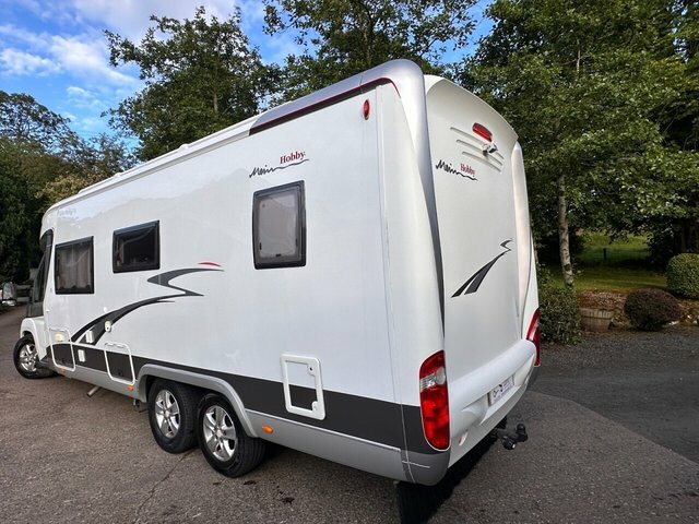 Fiat 2.3 40 Multijet Stunning Motorhome - Rear Lounge White #12