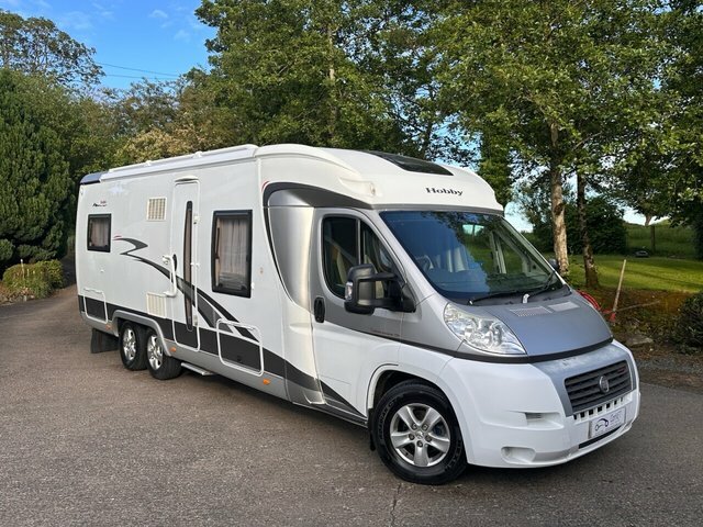 Fiat 2.3 40 Multijet Stunning Motorhome - Rear Lounge White #4