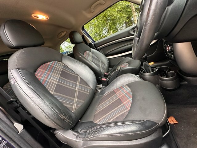 Mini Hatch 2013 1.6 Cooper D Suv All4 Euro Blue #2