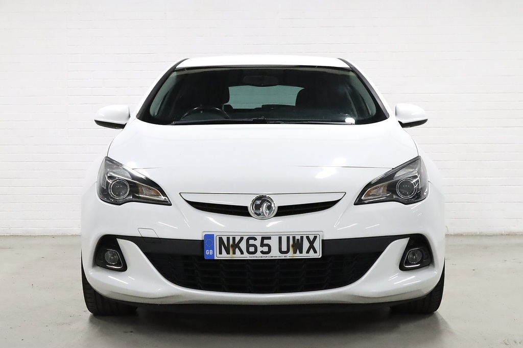 Vauxhall Astra GTC Cdti Ecoflex Limited Edition White #2