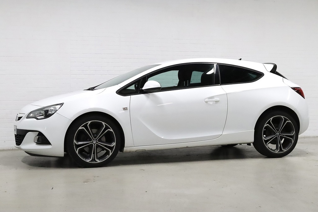 Vauxhall Astra GTC Cdti Ecoflex Limited Edition White #4