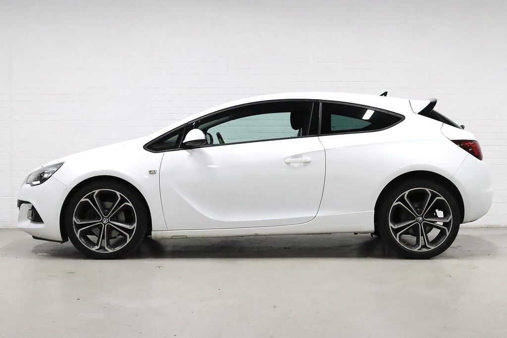 Vauxhall Astra GTC Cdti Ecoflex Limited Edition White #5
