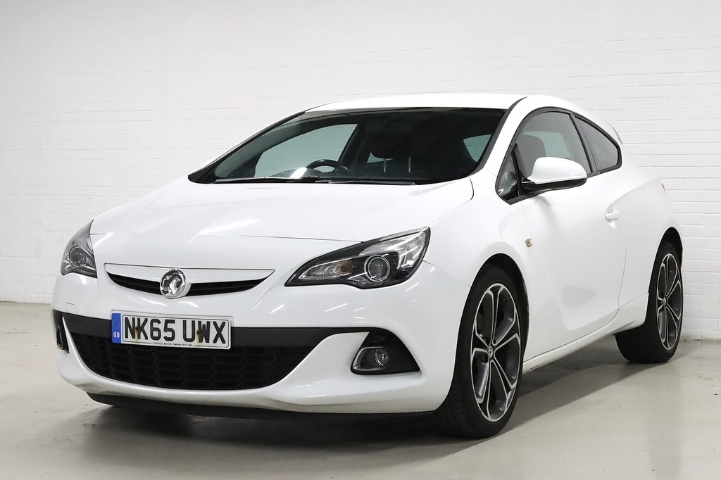 Vauxhall Astra GTC Cdti Ecoflex Limited Edition White #3